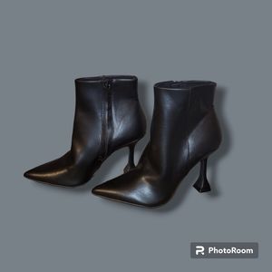 Women’s Open Edit Edblythe Pointy Toe Booties 7.5M